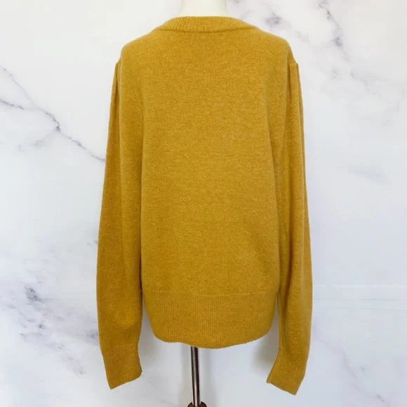 SOLD Madewell Westgate V-Neck Sweater in Coziest Yarn - Picture 8 of 14